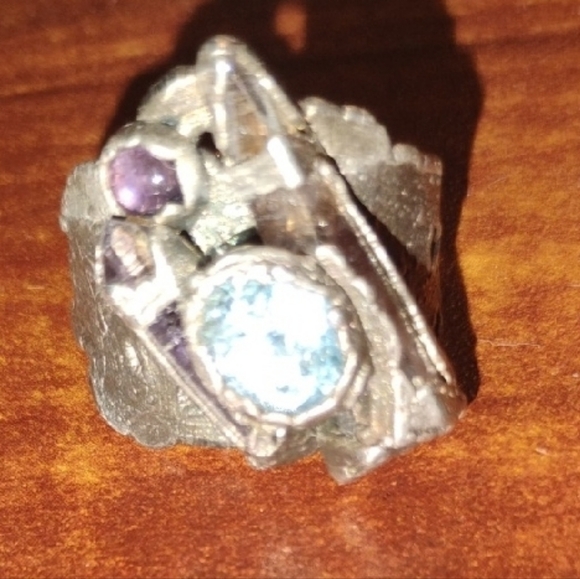 Artisan Ring with Aquamarine Gem - Picture 6 of 6